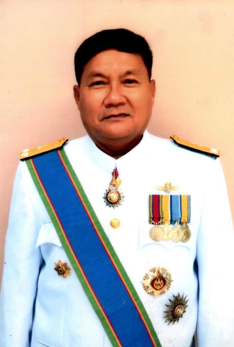 พลเรือตรี มณเฑียร สุวรรณเสวตร