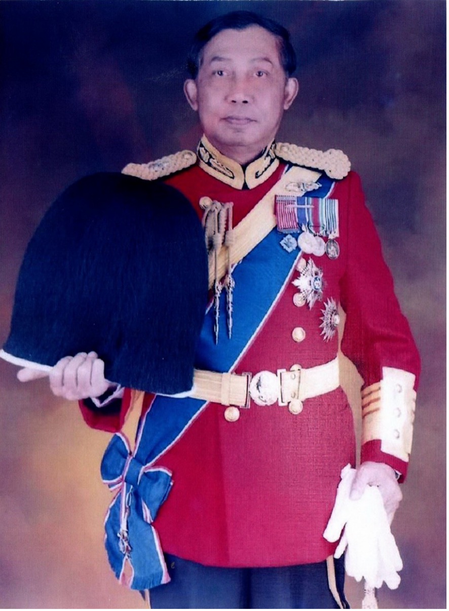 พลเรือเอก เทวินทร์ มุ่งธัญญา